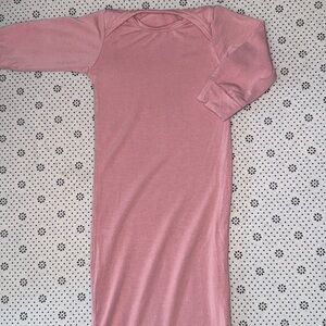 🛍 CUTE LITTLE GIRLS LONG SLEEVE NIGHT GROWN SIZE 0-3 MONTHS